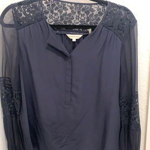 Silk and lace blouse with tie wrists